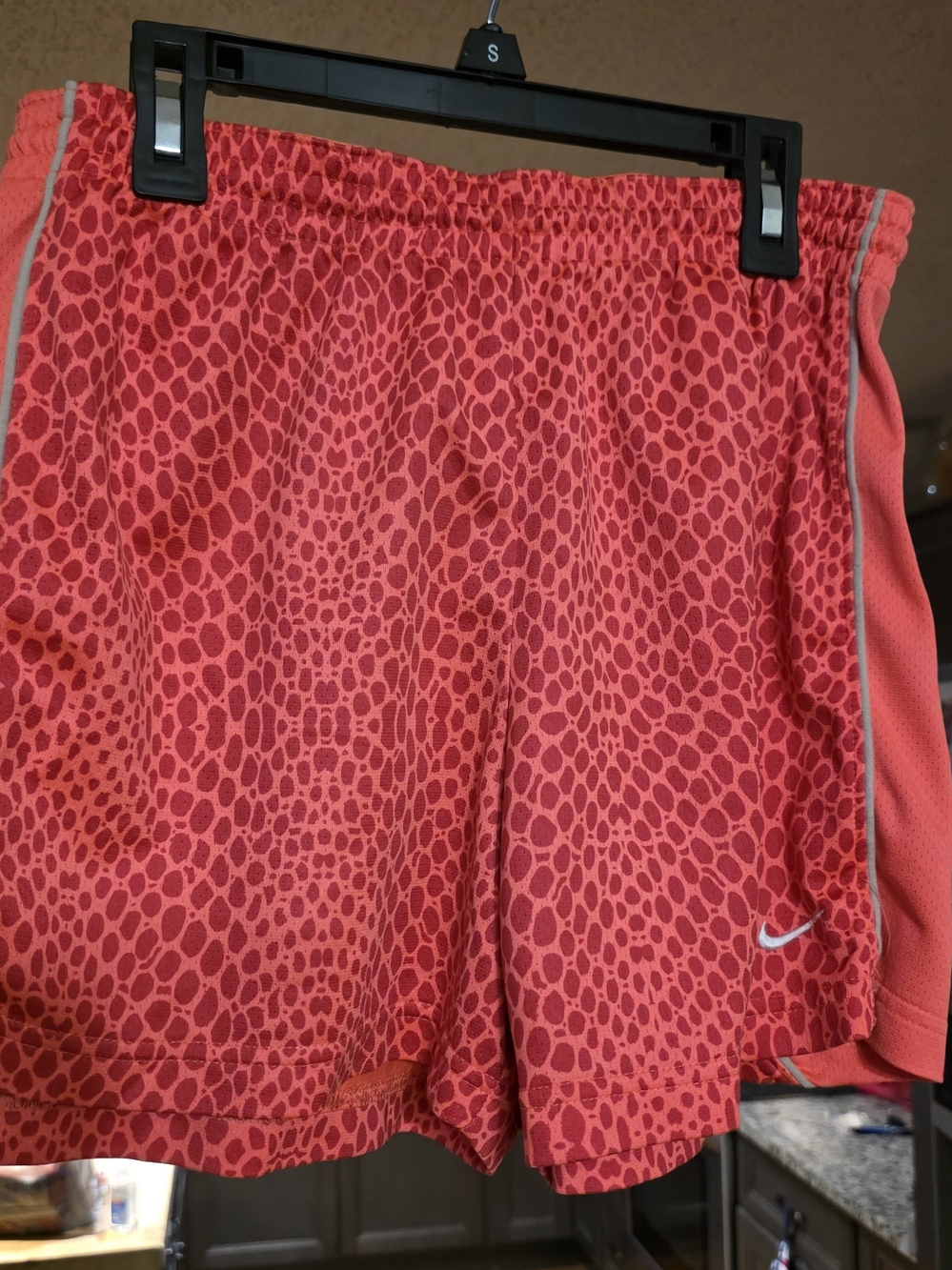 Nike Coral Pink Printed Running Shorts Women’s Medium